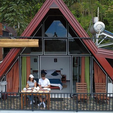 Cloudy Hill Cottage Ella Bagian luar foto