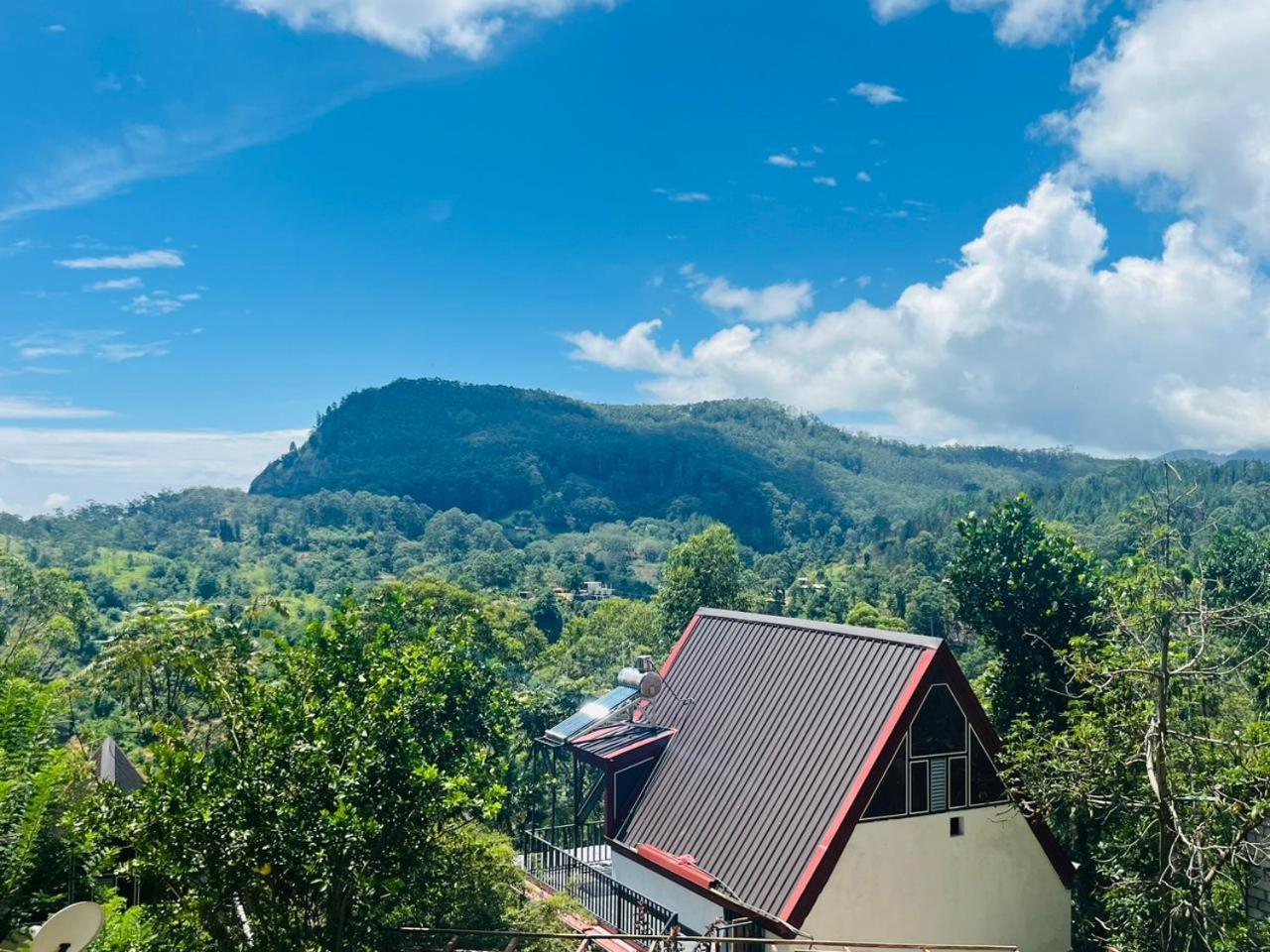 Cloudy Hill Cottage Ella Bagian luar foto