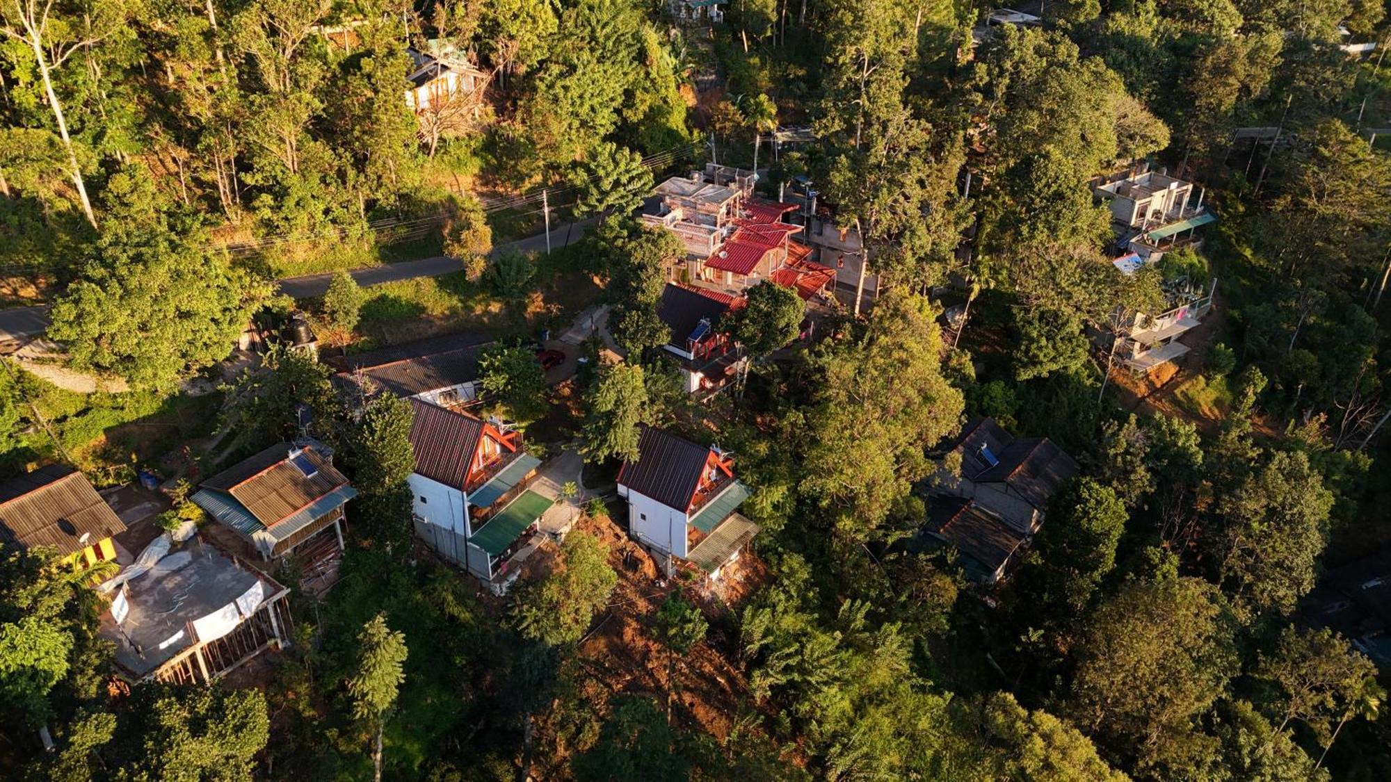 Cloudy Hill Cottage Ella Bagian luar foto